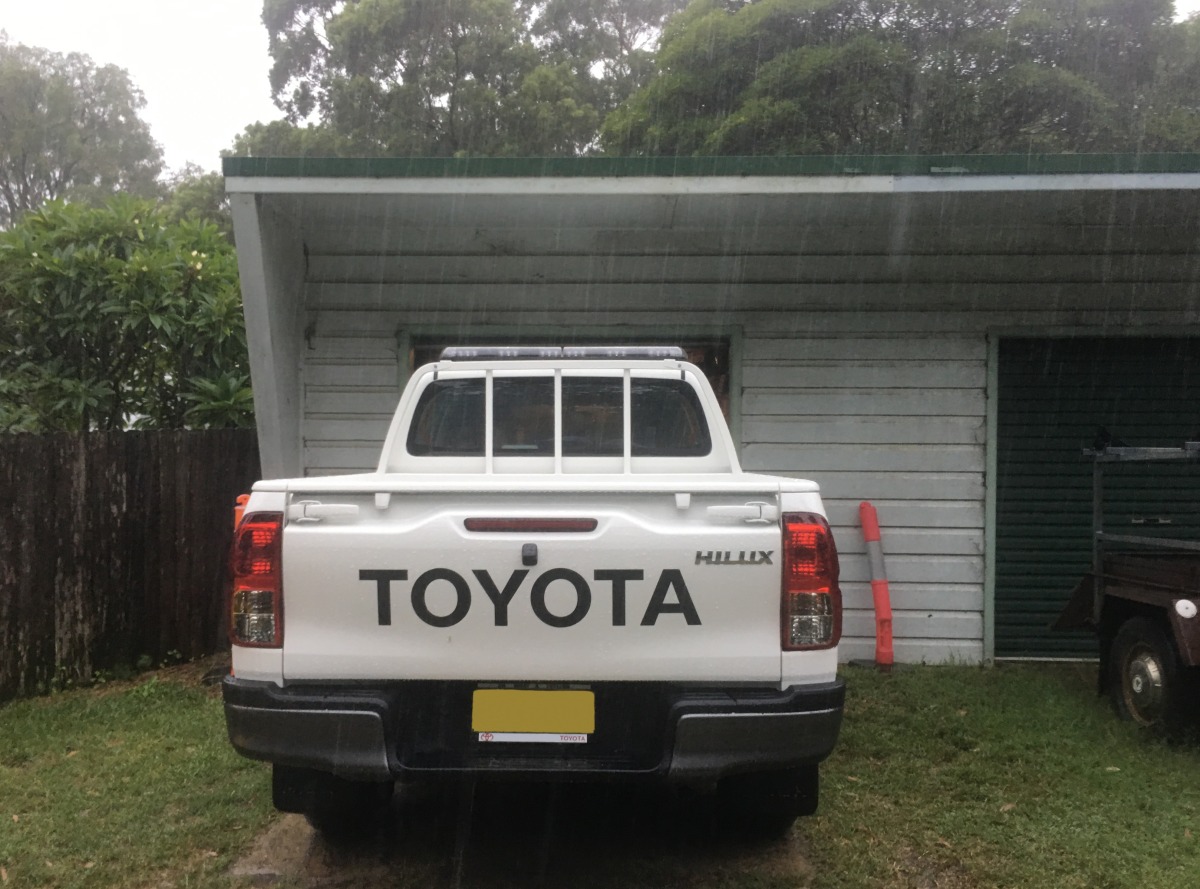 HiLux 2019 Britax BF1200 Vantage LED Emergency Light Bar ...