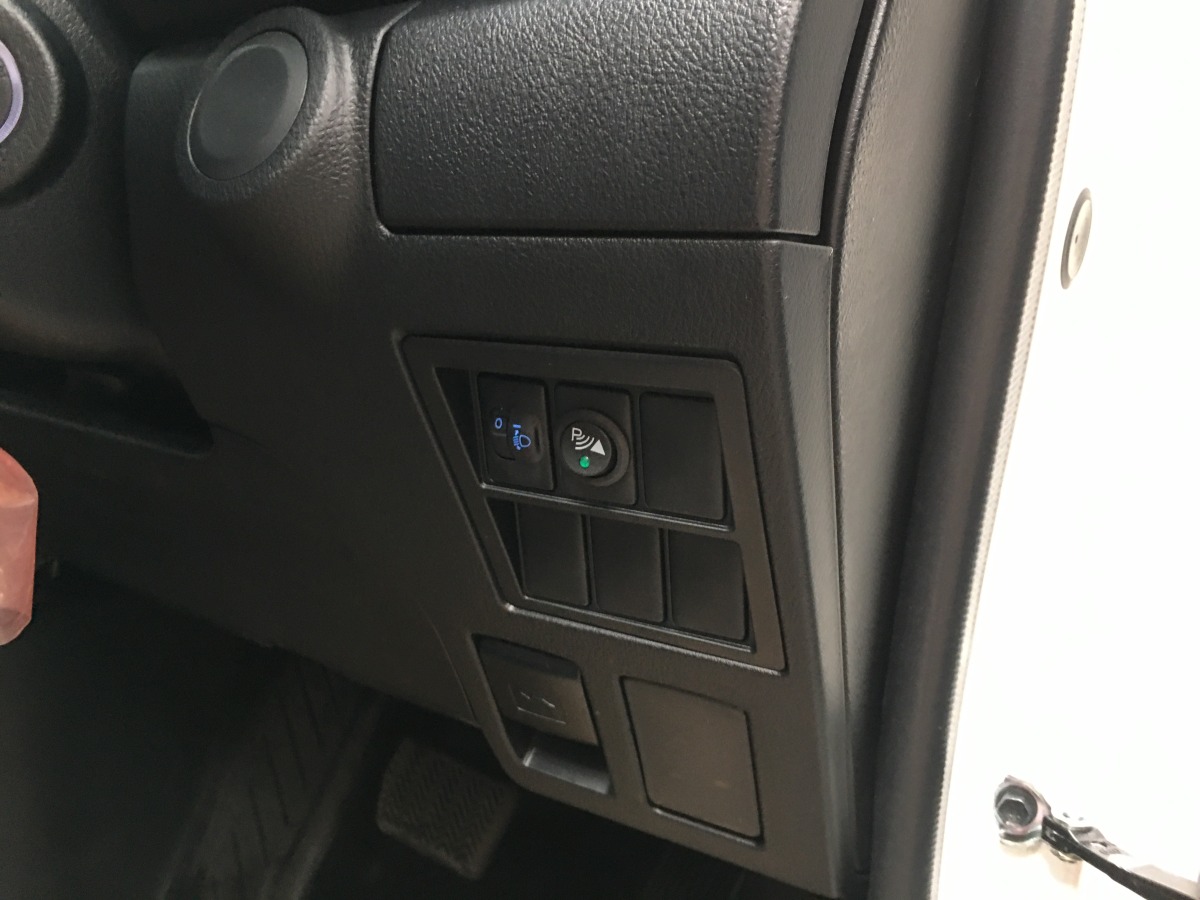 HiLux 2019 Front Parking Sensors Creative Installations