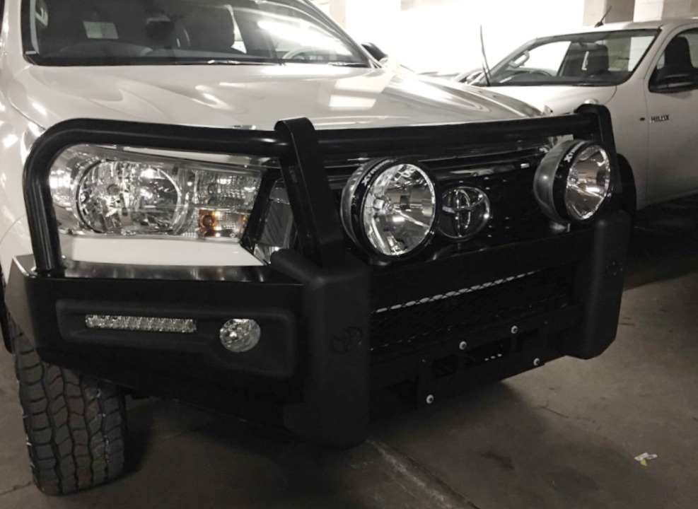 HiLux 2019 IPF 900 Xtreme LED Driving Lights on Bullbar Creative