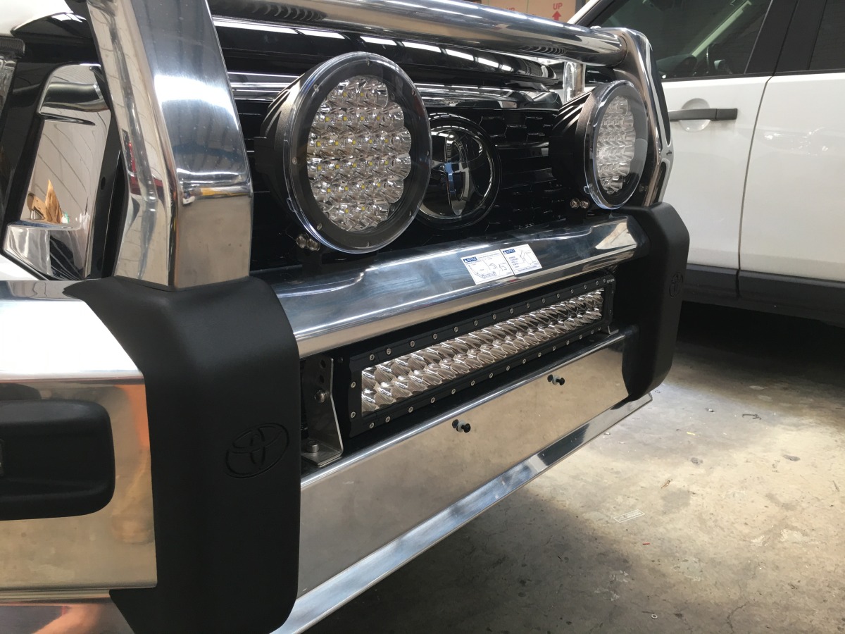 HiLux 2020 22" STEDI ST4K Double Row LED Light Bar Creative Installations