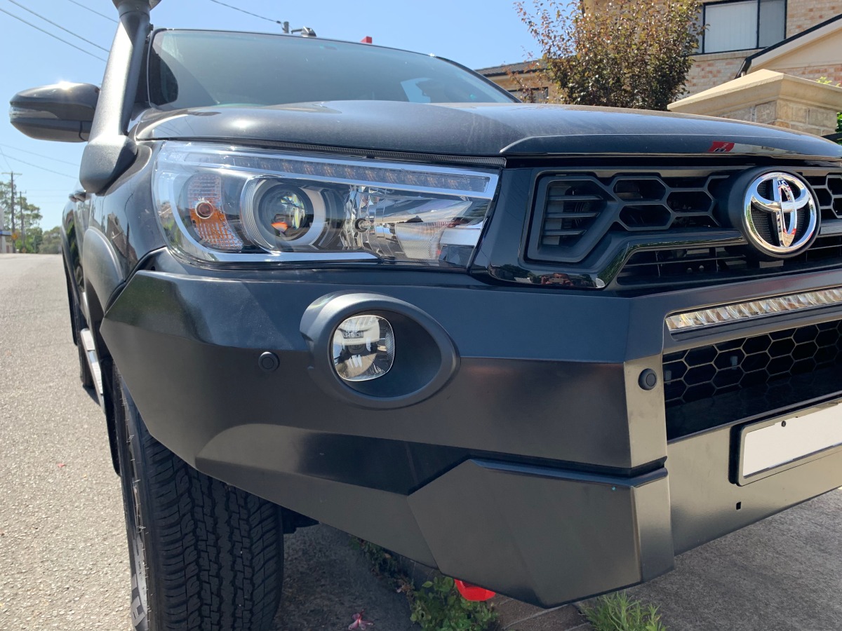HiLux Rugged X 2018 Front Parking Sensors Creative Installations