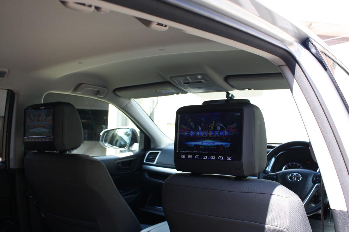 Kluger 2015 9" Headrest DVD Players Creative Installations