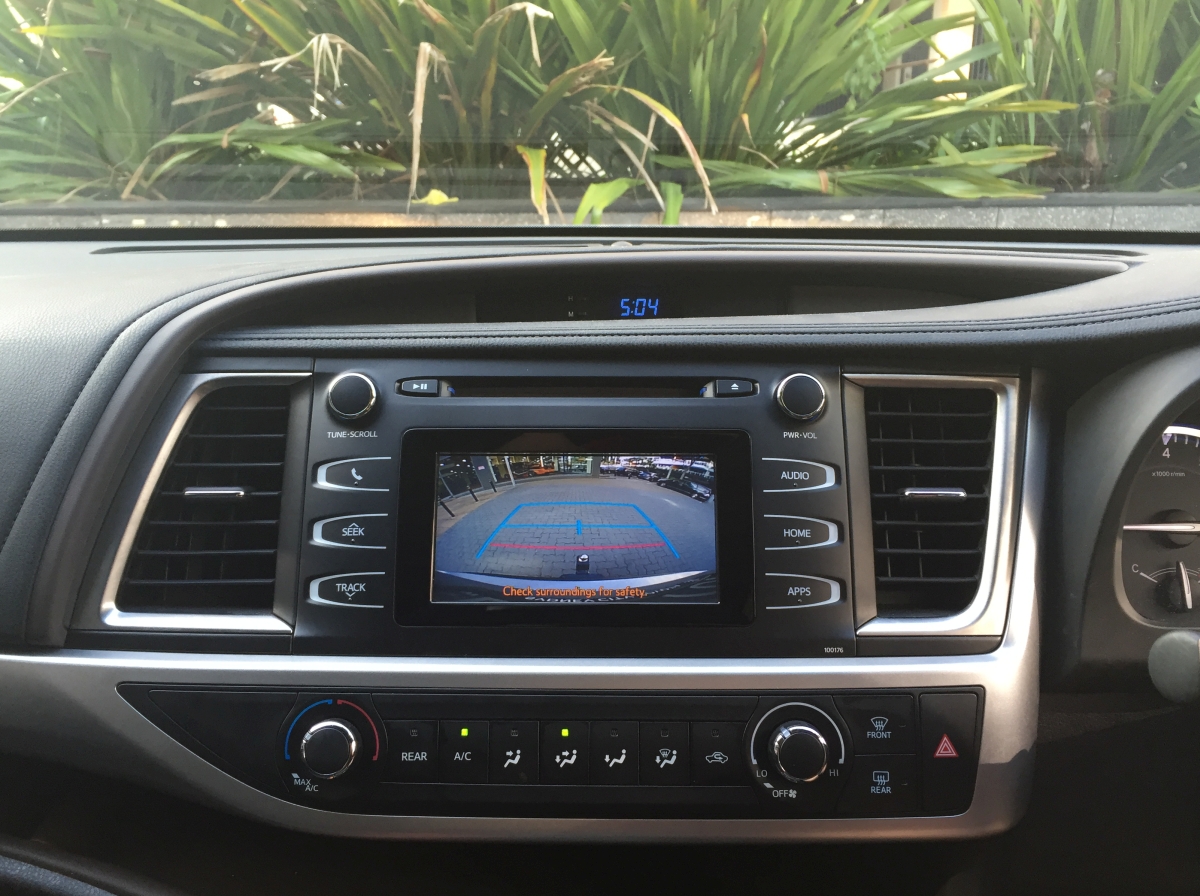 Kluger 2015 Integrated GPS Navigation System Creative Installations