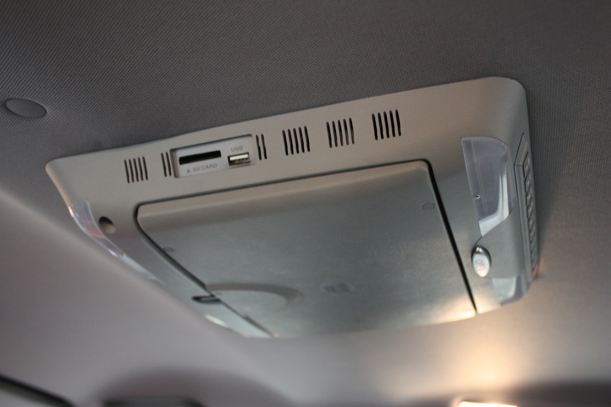 Kluger 2015 10.2" Roof DVD player Creative Installations