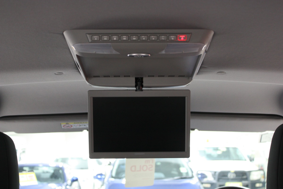 Kluger 2015 10.2" Roof DVD player Creative Installations