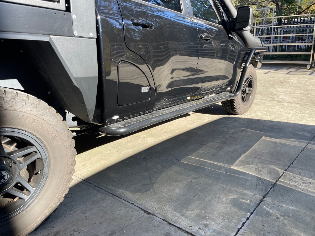 LandCruiser 2021 LED Side Step Lighting Creative Installations