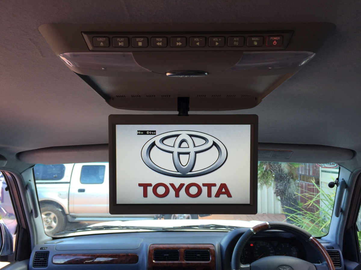 Prado 2000 10.2" Roof DVD player Creative Installations