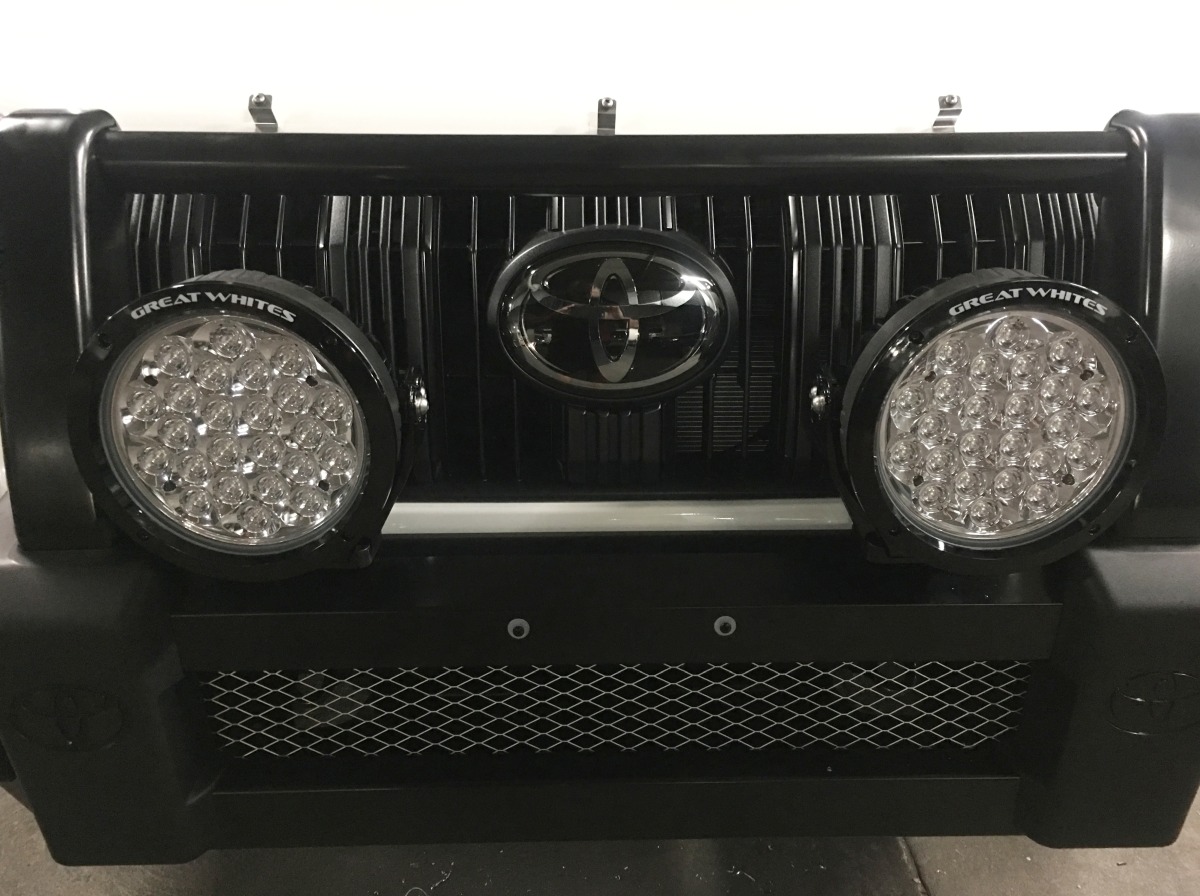 Prado 2017 Great White 220 GWR5243 LED Driving Lights on Bullbar