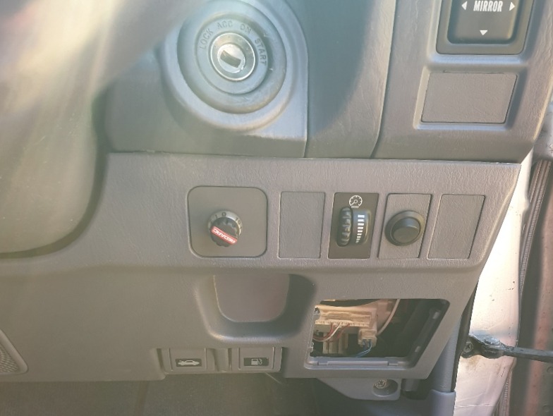 Prado 1998 REDARC Electric Brake Controller Creative Installations