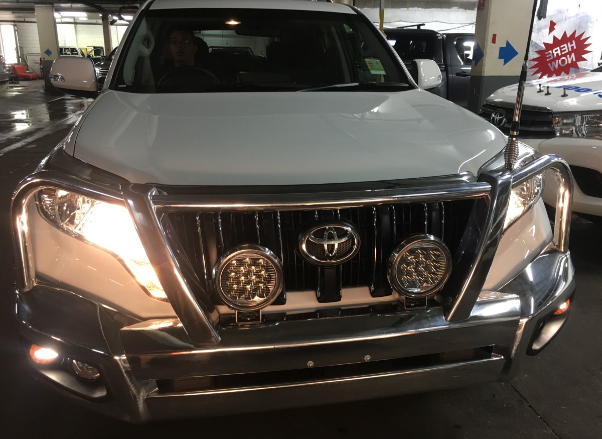 Prado 2017 Peak Lighting Raider LED Driving Lights on Bull Bar