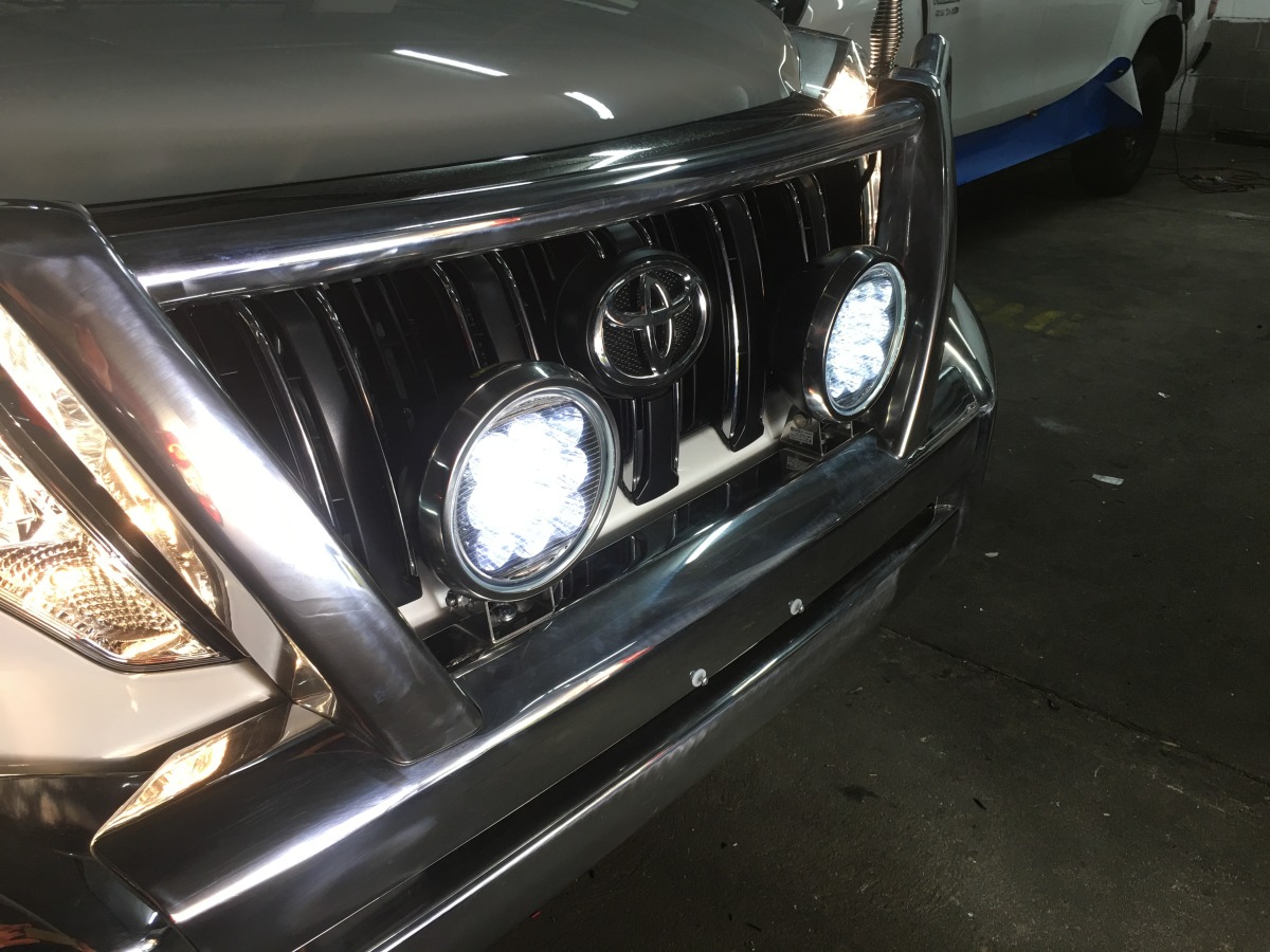 Prado 2017 Peak Lighting Raider LED Driving Lights on Bull Bar