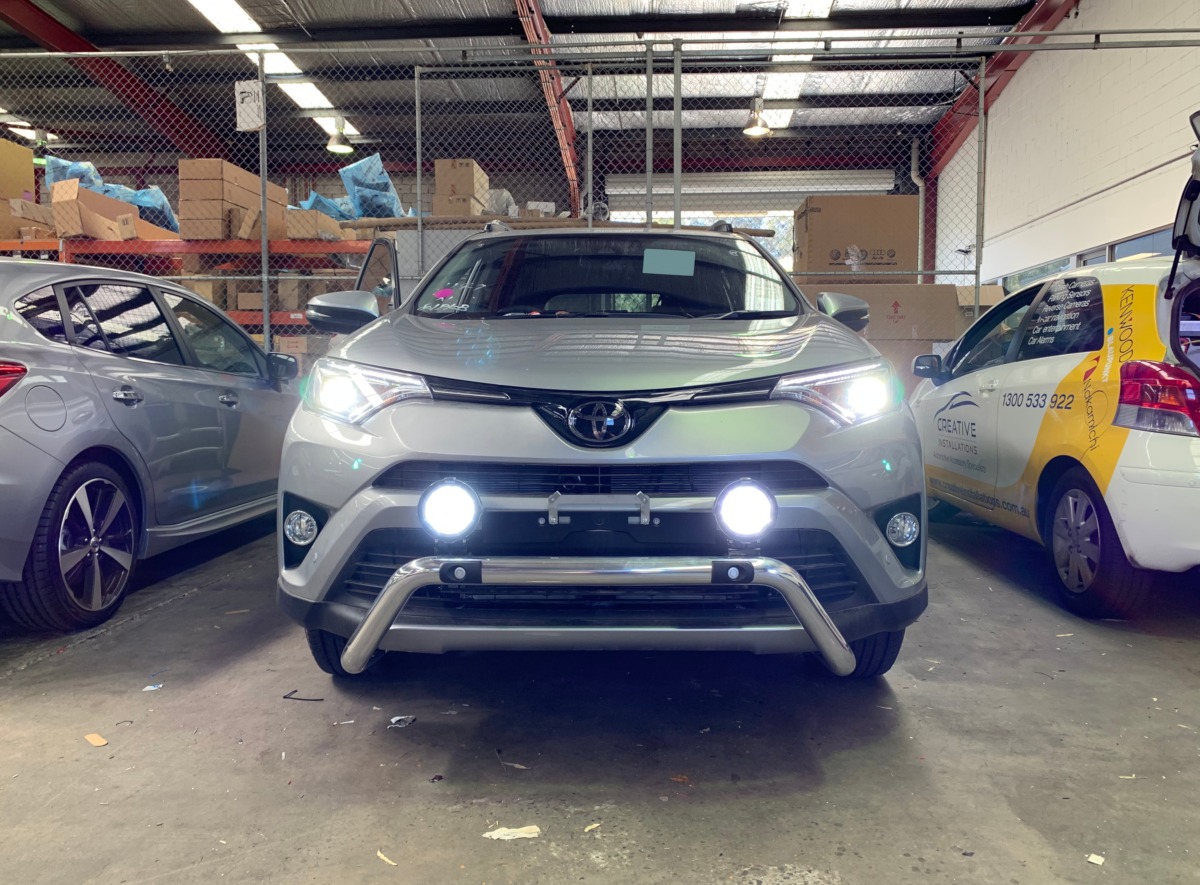 RAV4 2018 Thunder 9 LED Driving Lights Creative Installations