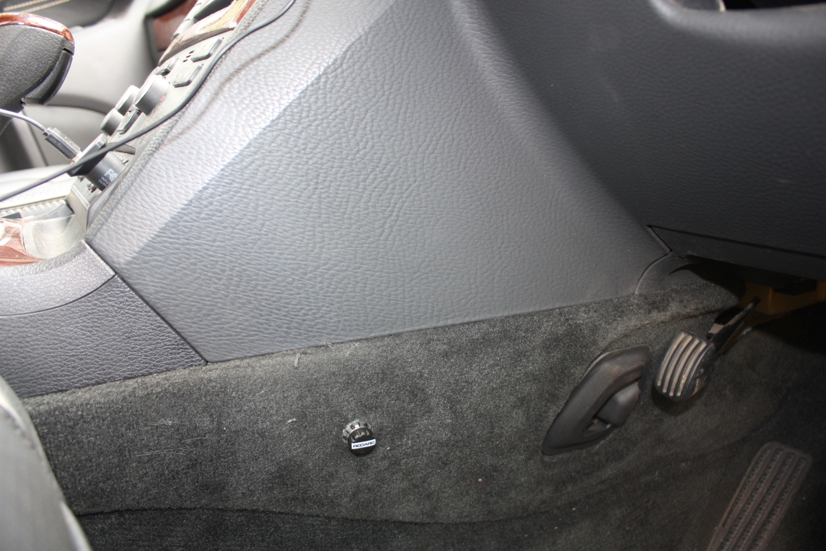 XC90 2009 REDARC Electric Brake Controller Creative Installations