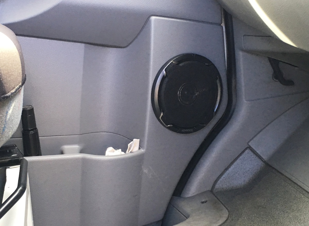 Crafter 2009 Kenwood 6.5" speakers KFCPS1696 Creative Installations