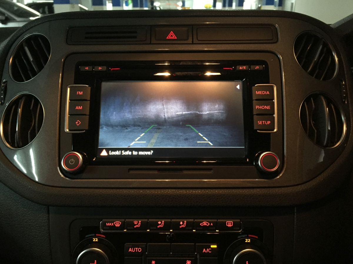 Tiguan 2012 Integrated Reverse Camera Creative Installations