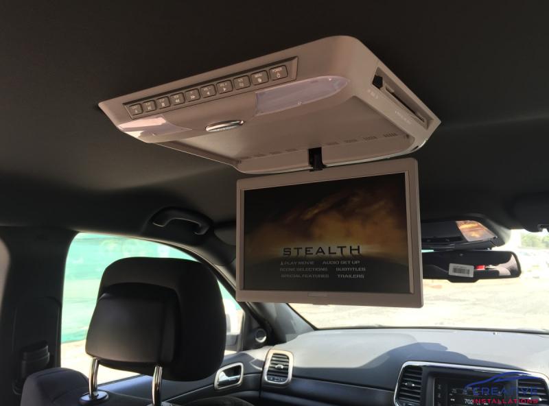 Jeep Grand Cherokee Portfolio Creative Installations