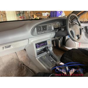 Commodore Kenwood KDC-BT640U Car Stereo