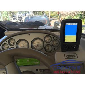 Maxum Garmin Fishfinder