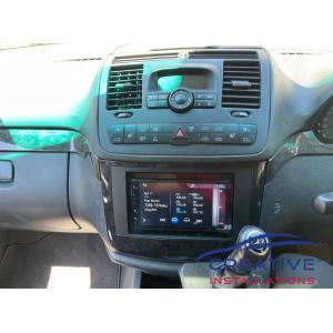 Viano Car Stereo System
