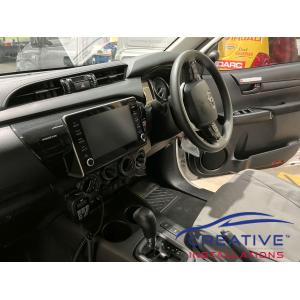 HiLux GME TX3350 UHF Radio