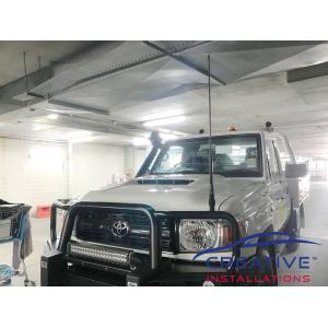 LandCruiser 70 GME UHF Antenna