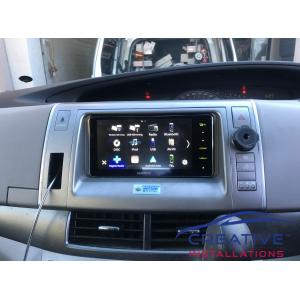 Tarago Apple CarPlay